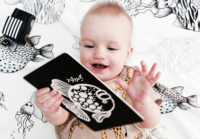 Bien choisir un livre d'éveil pour un bébé de 3 mois