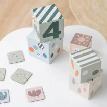 Anniversaire 1 ans cadeau : cubes à empiler Done by Deer